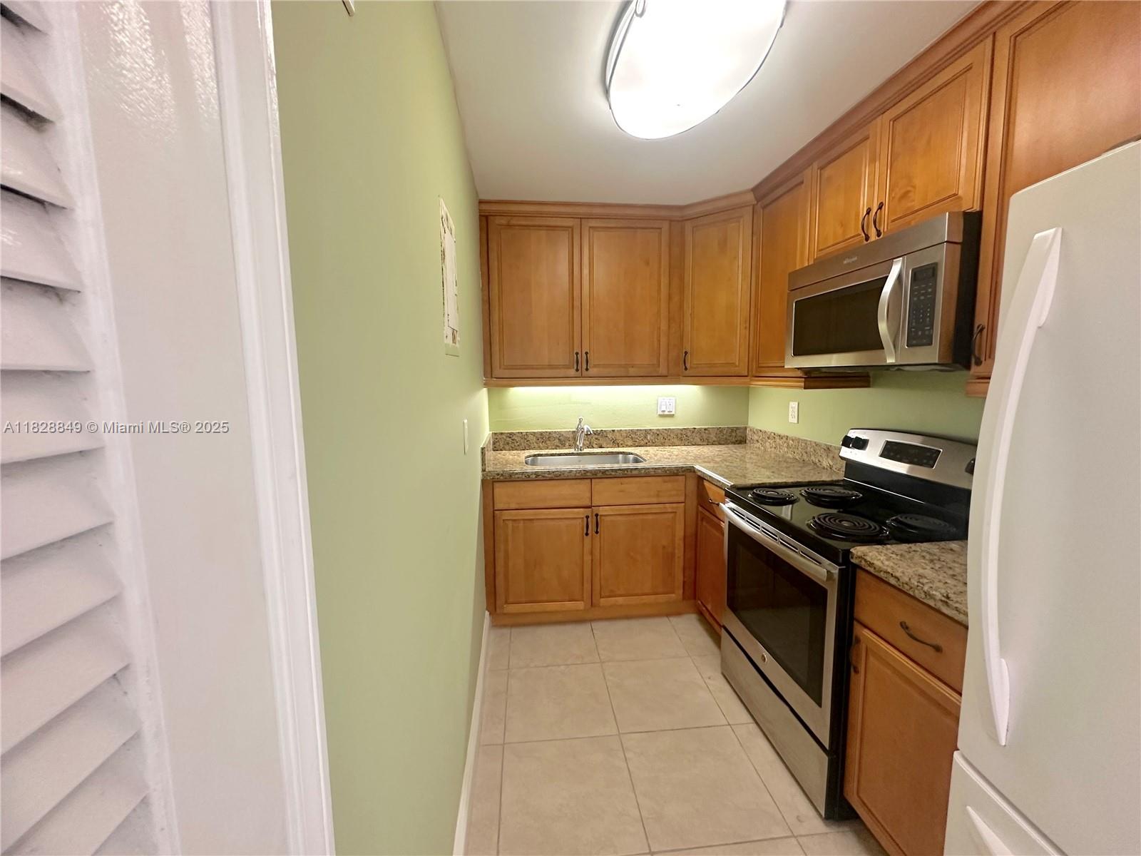 VICTORIA PARK TOWER CONDO - Residential