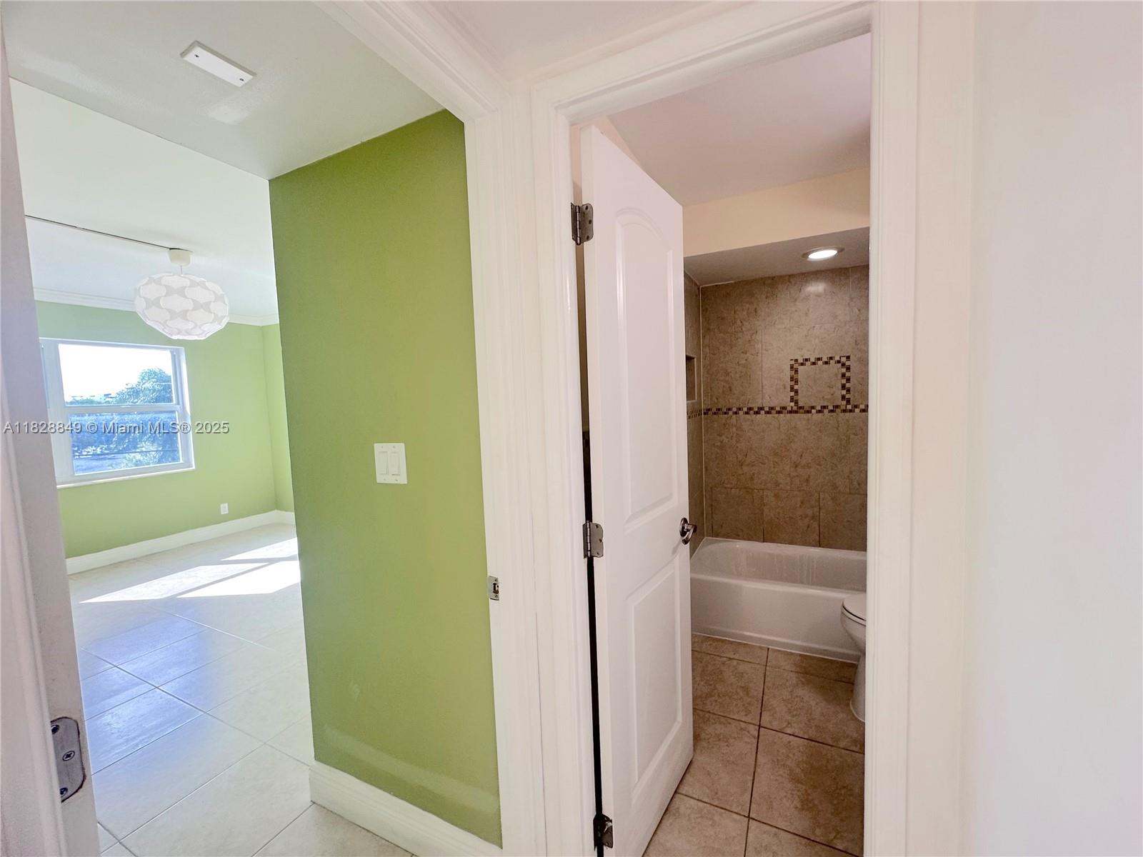 VICTORIA PARK TOWER CONDO - Residential