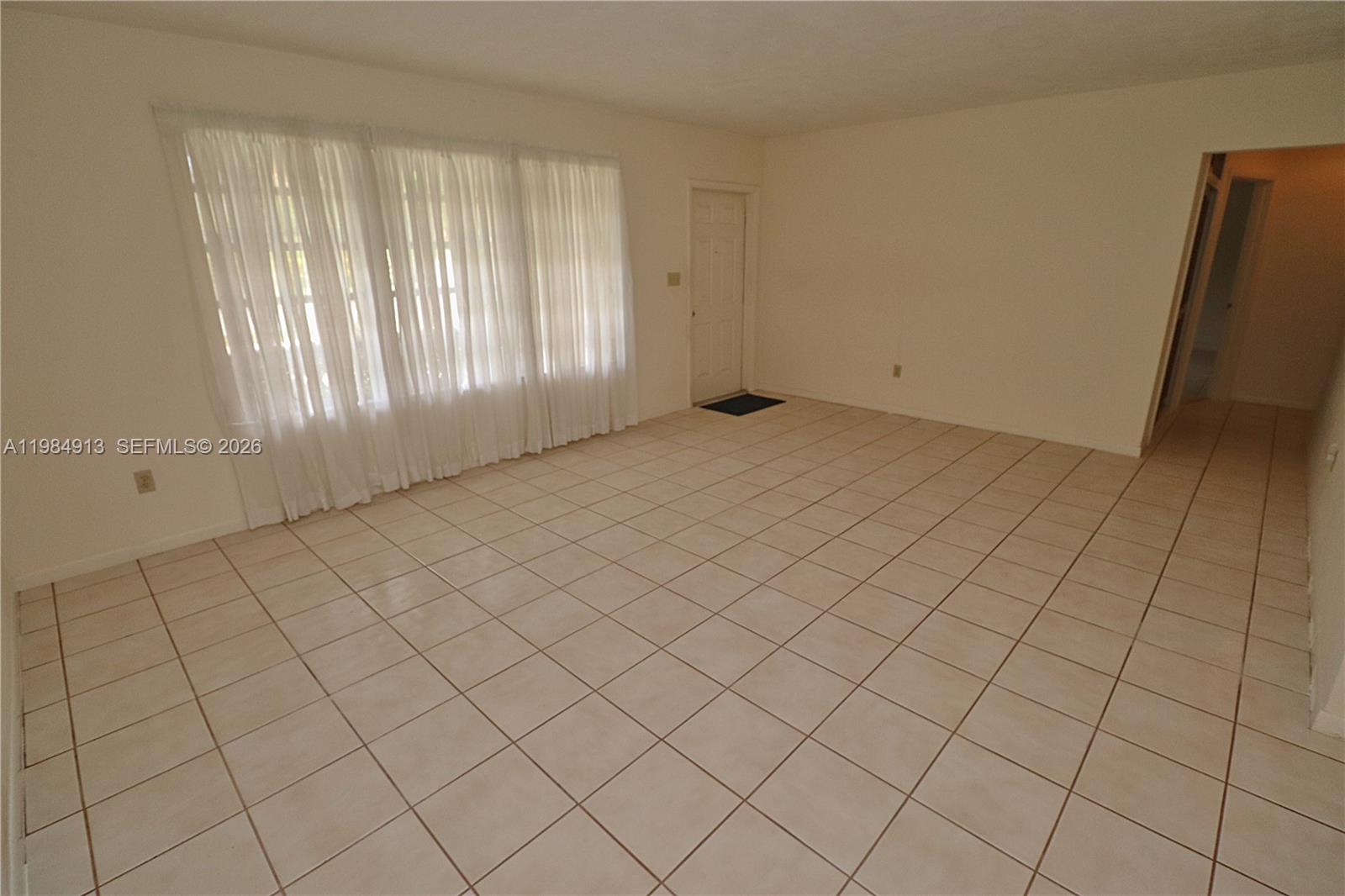 PEMBROKE LAKES SEC 4 - Residential