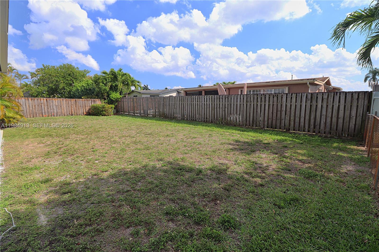 PEMBROKE LAKES SEC 4 - Residential