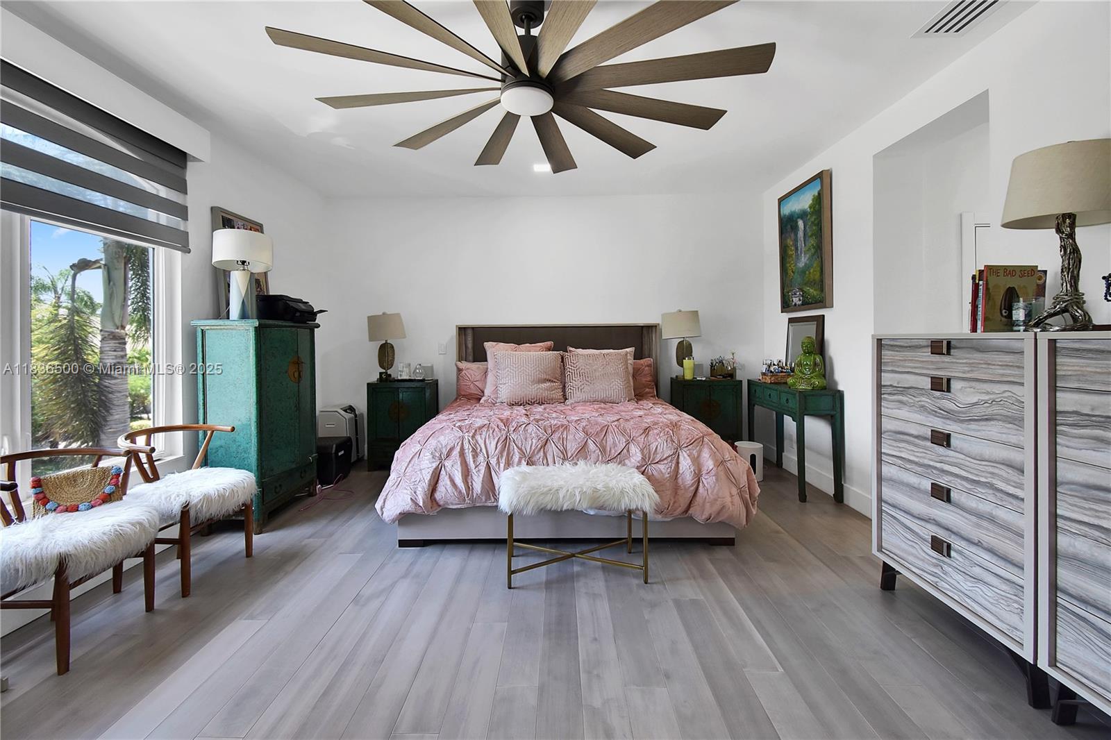 MAYFAIR AT WOODFIELD COUN - Residential