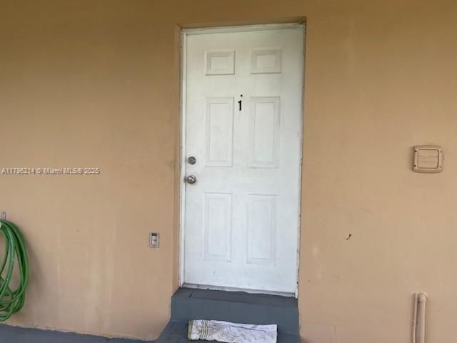 Rental Property at 1912 Jefferson St 1, Hollywood, Broward County, Florida - Bedrooms: 1 
Bathrooms: 1  - $1,700 MO.