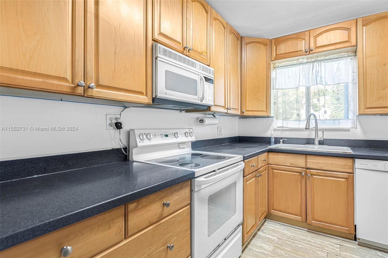 DUNNINGS MIAMI SHORES EXT - Residential