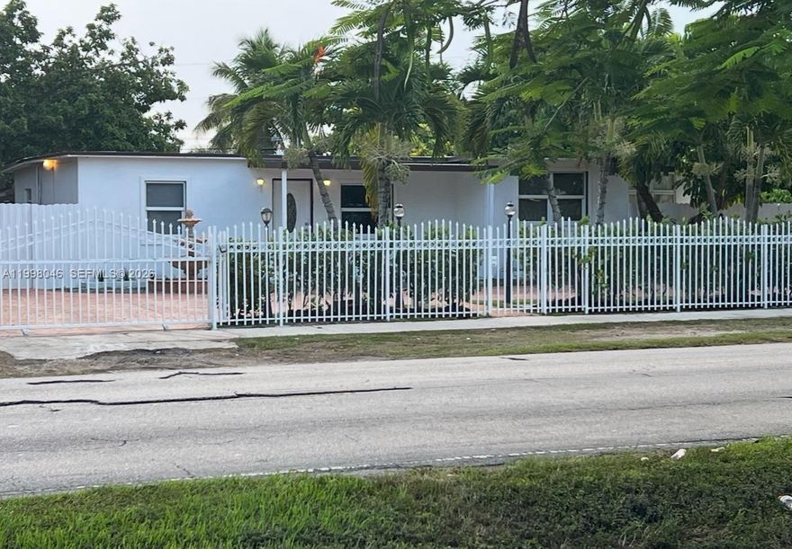 Great income Property ! Location - Location Big Lot ,Long term tenant already rented call x details ! Rental investor Alert full renovated No Asocsiation No Cdd