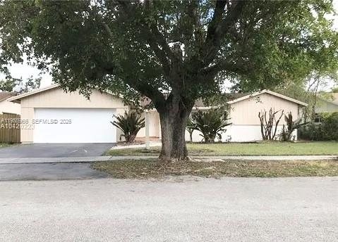 SHORES CALUSA - Residential