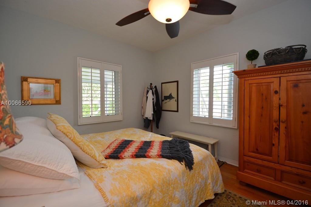 Hollywood 1-21 B - Residential