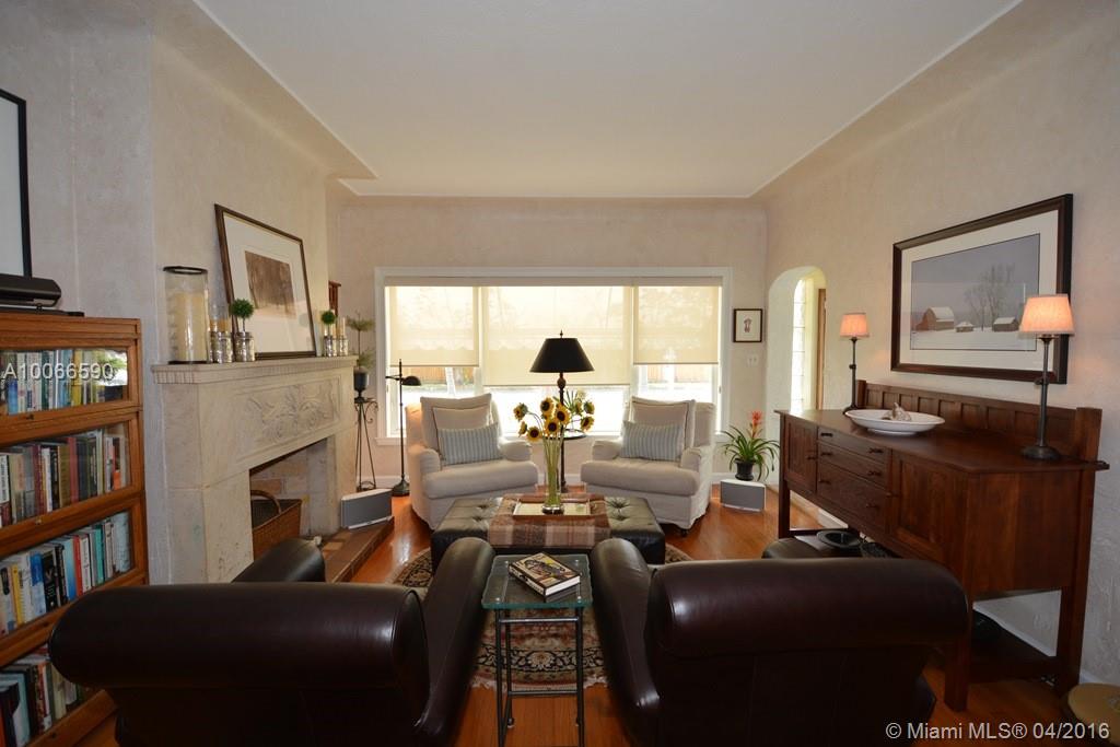 Hollywood 1-21 B - Residential