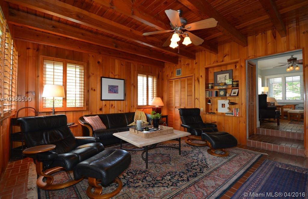 Hollywood 1-21 B - Residential