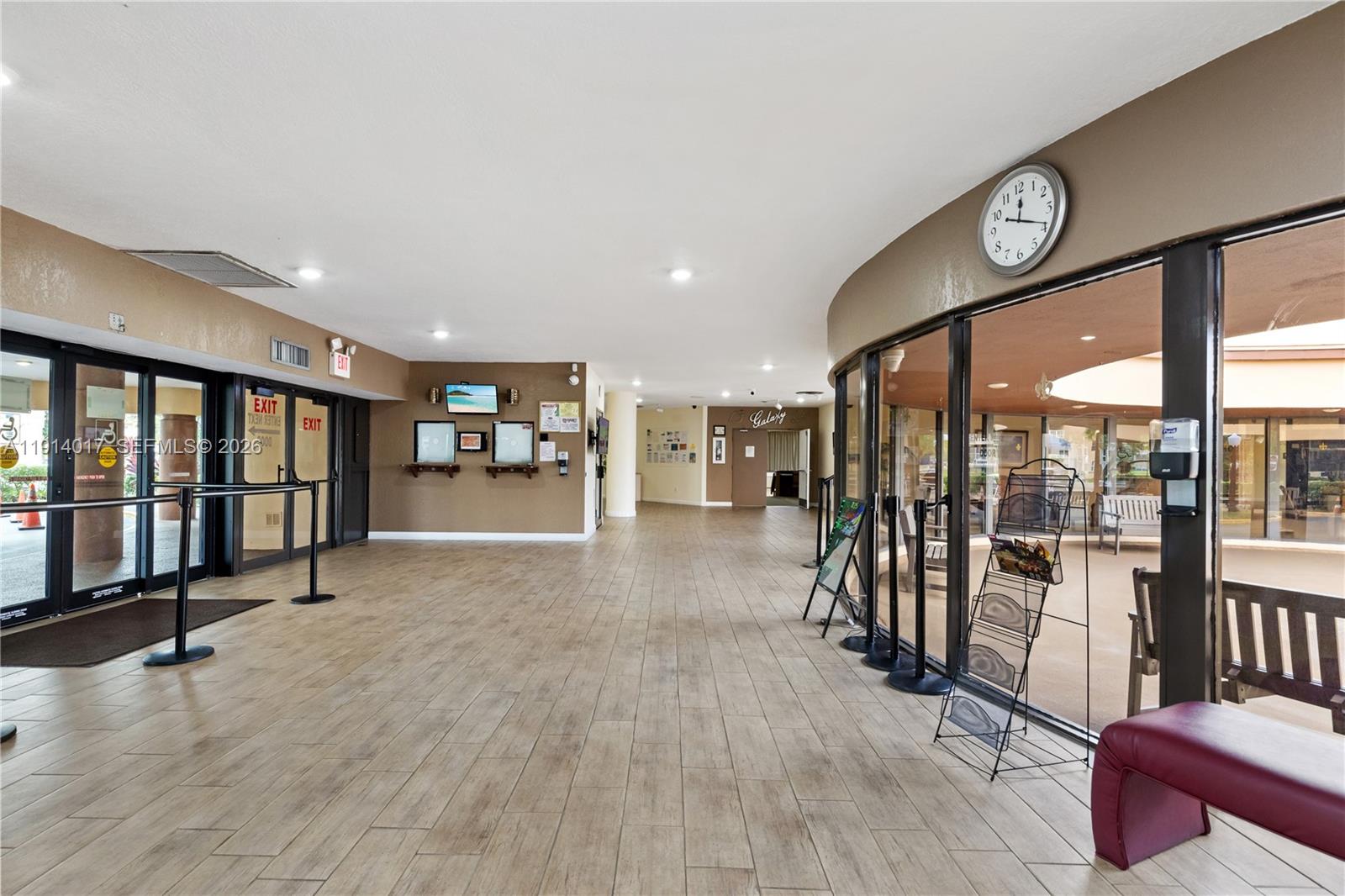 SUNRISE LAKES 101 CONDO - Residential