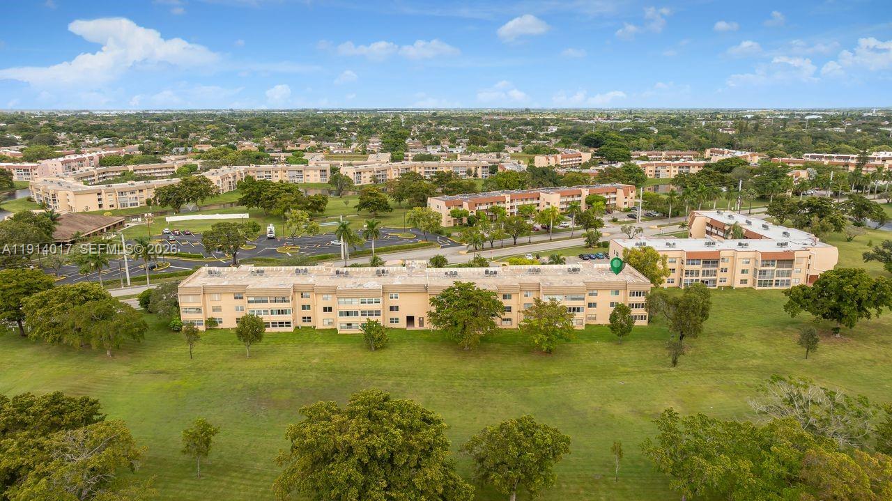 SUNRISE LAKES 101 CONDO - Residential