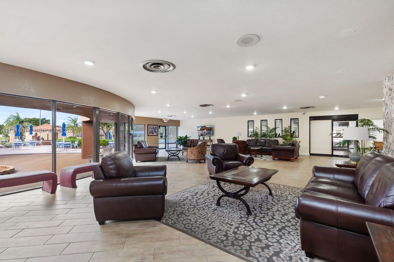 SUNRISE LAKES 101 CONDO - Residential