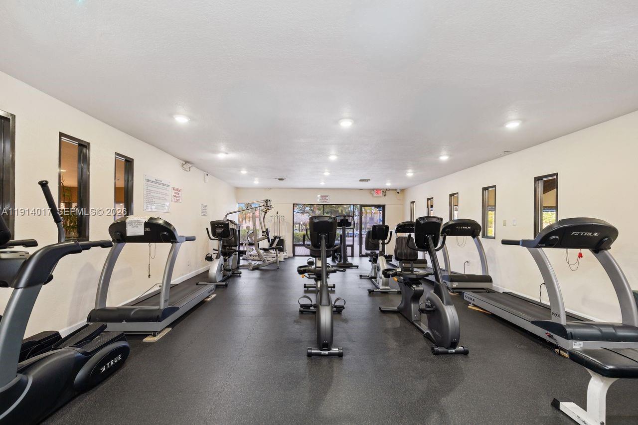 SUNRISE LAKES 101 CONDO - Residential