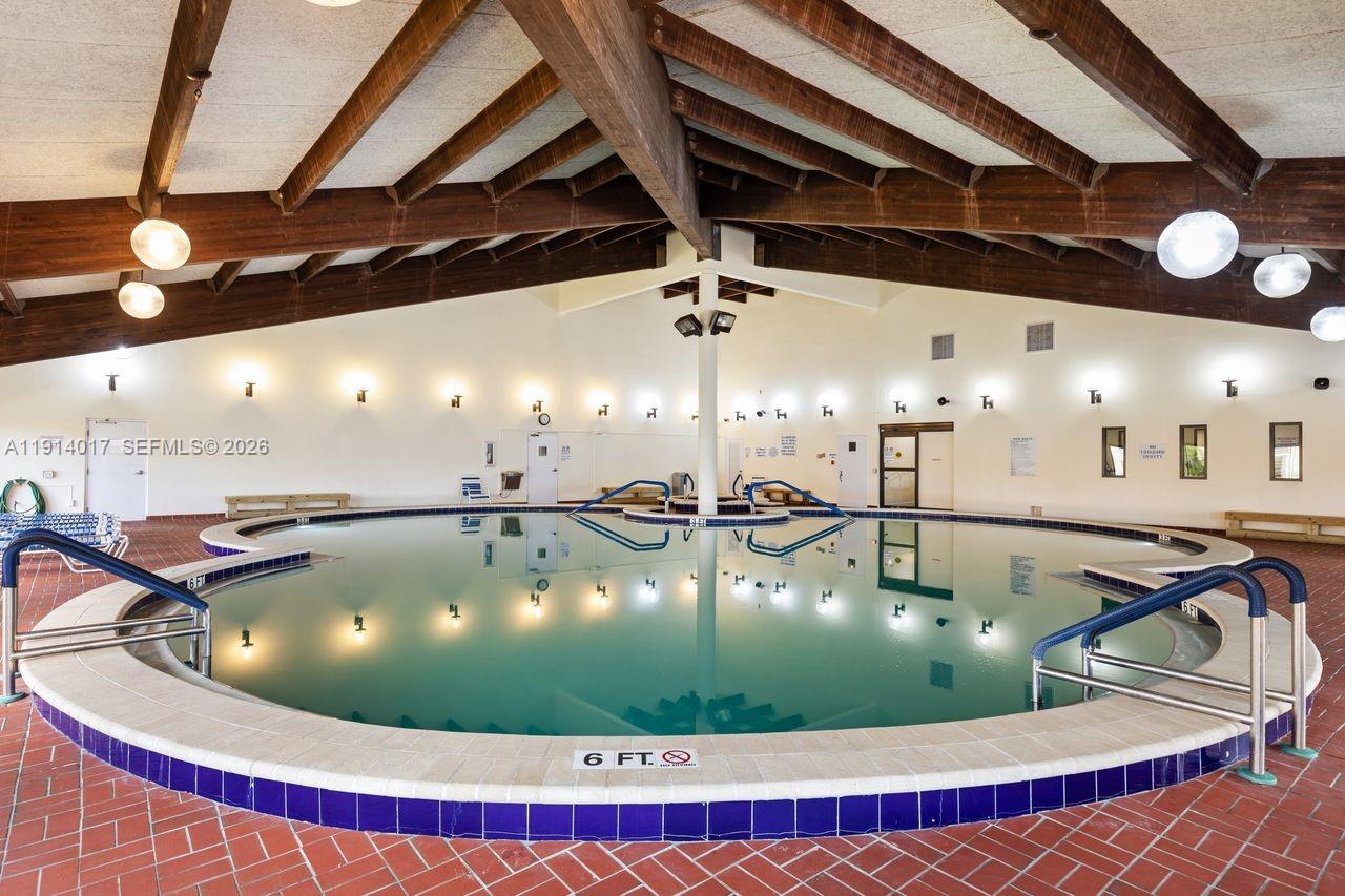 SUNRISE LAKES 101 CONDO - Residential