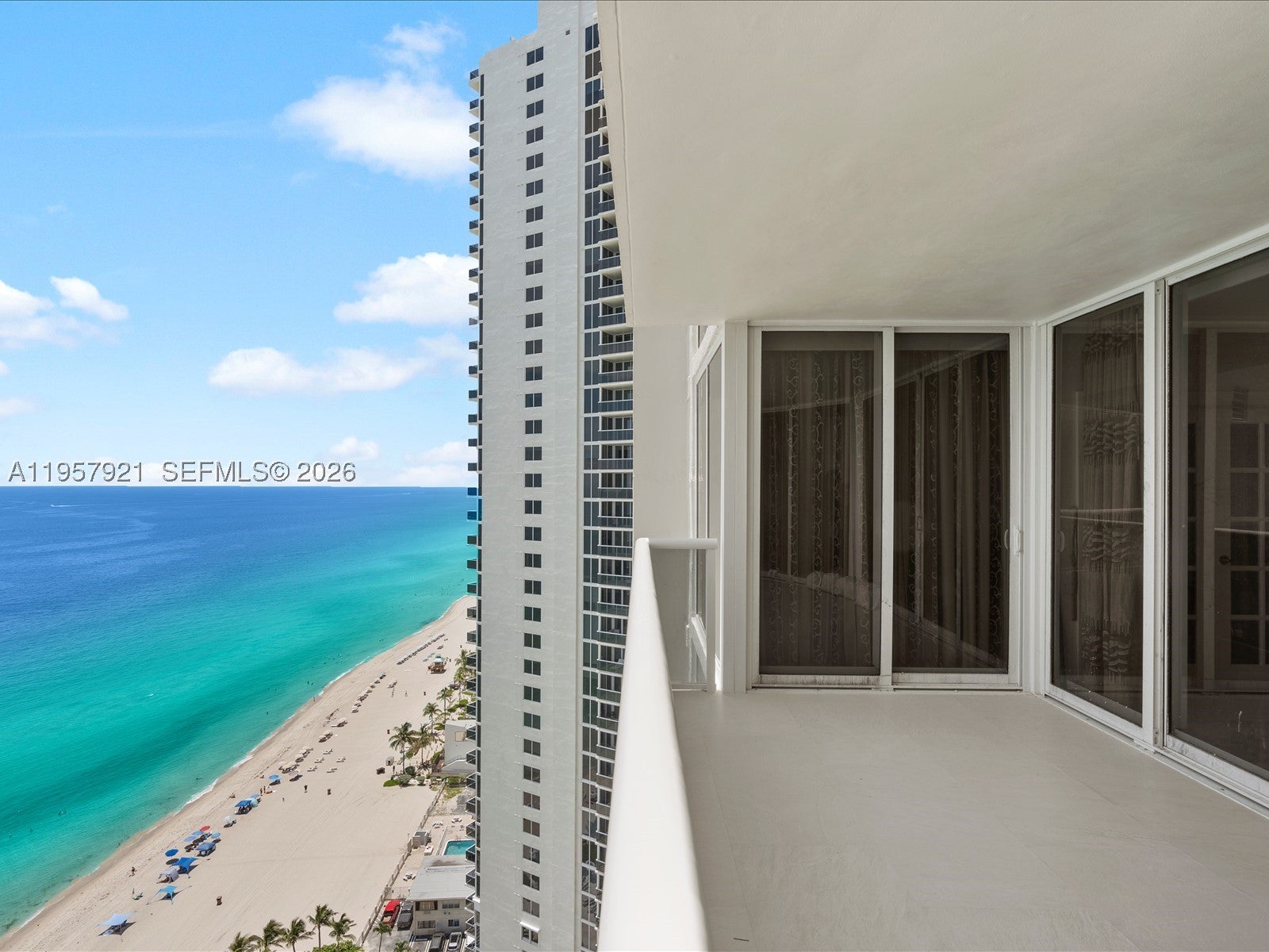 19111 Collins Ave 2503