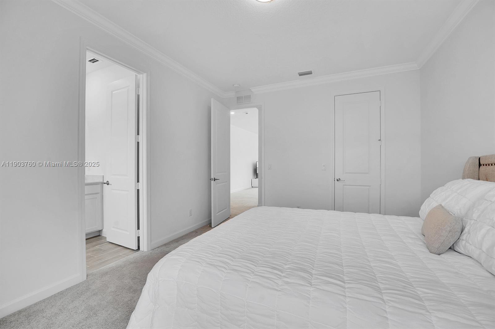 ARDEN PUD POD E SOUTH - Residential Lease