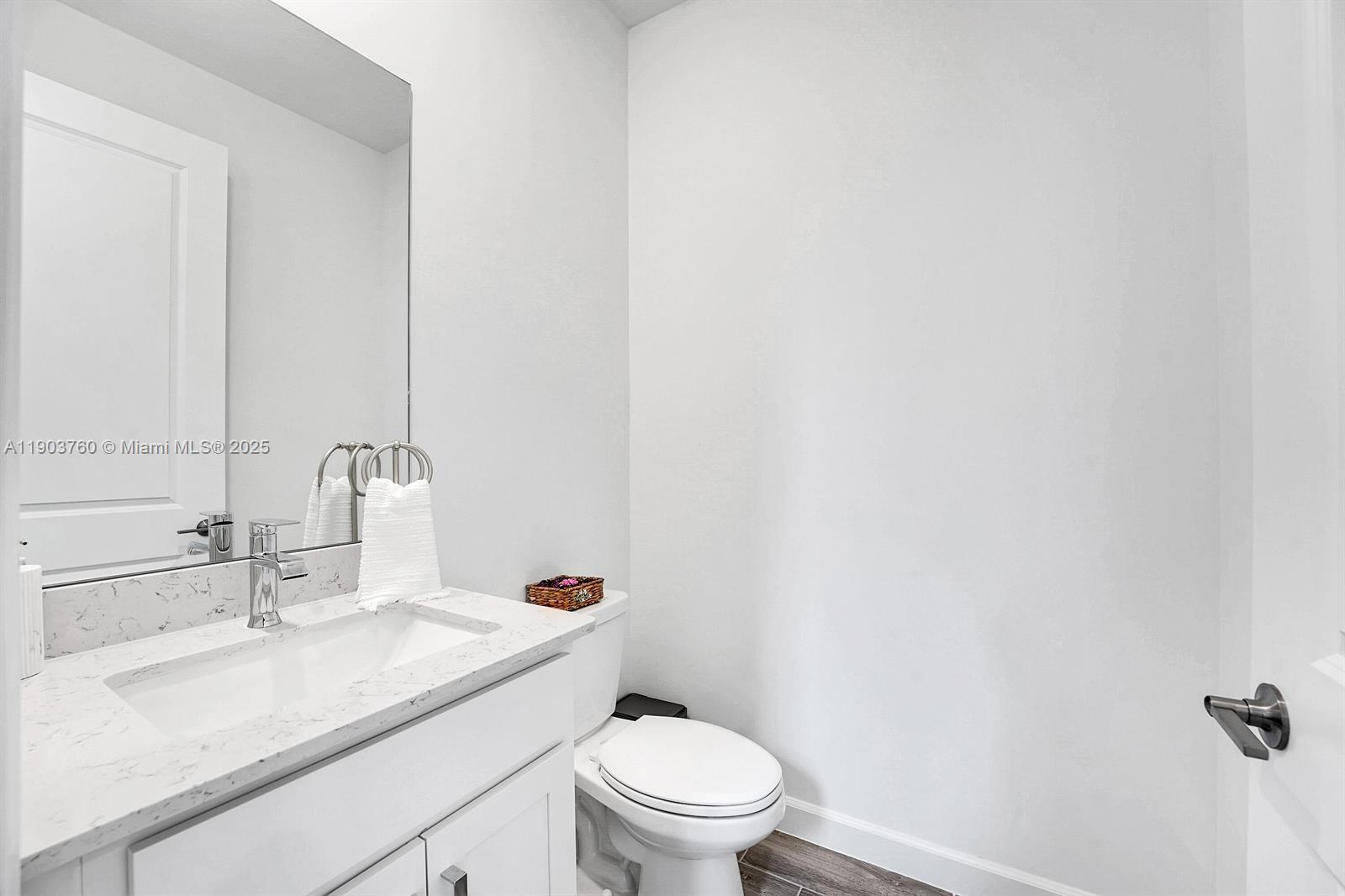 ARDEN PUD POD E SOUTH - Residential Lease