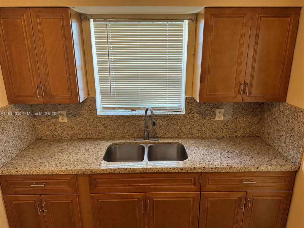 Photo of 310 SW 27th Ter #1-2, Fort Lauderdale, FL 33312 (MLS # A11634016)