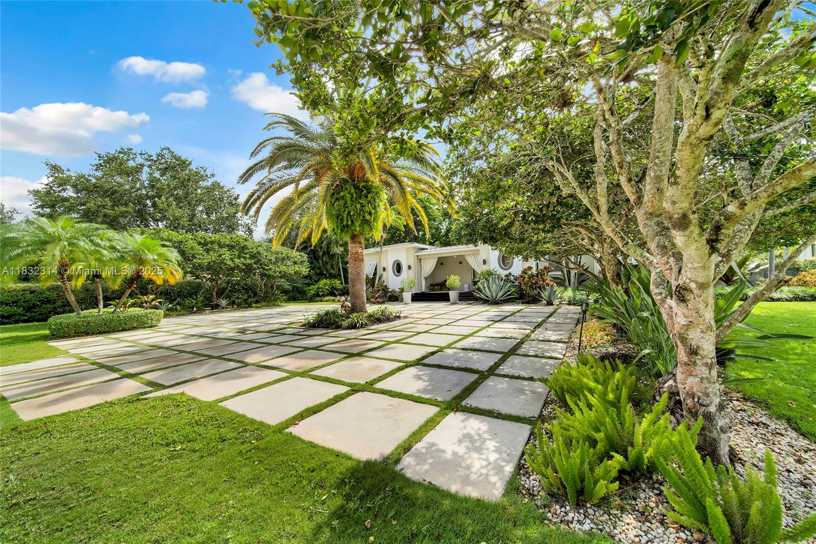 SUDLOW PARK - Residential Lease