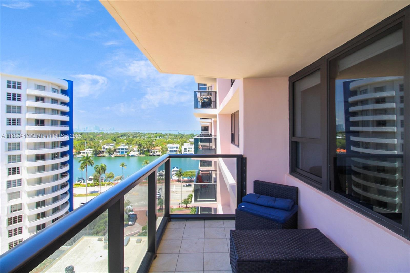 THE ALEXANDER CONDO - Residential