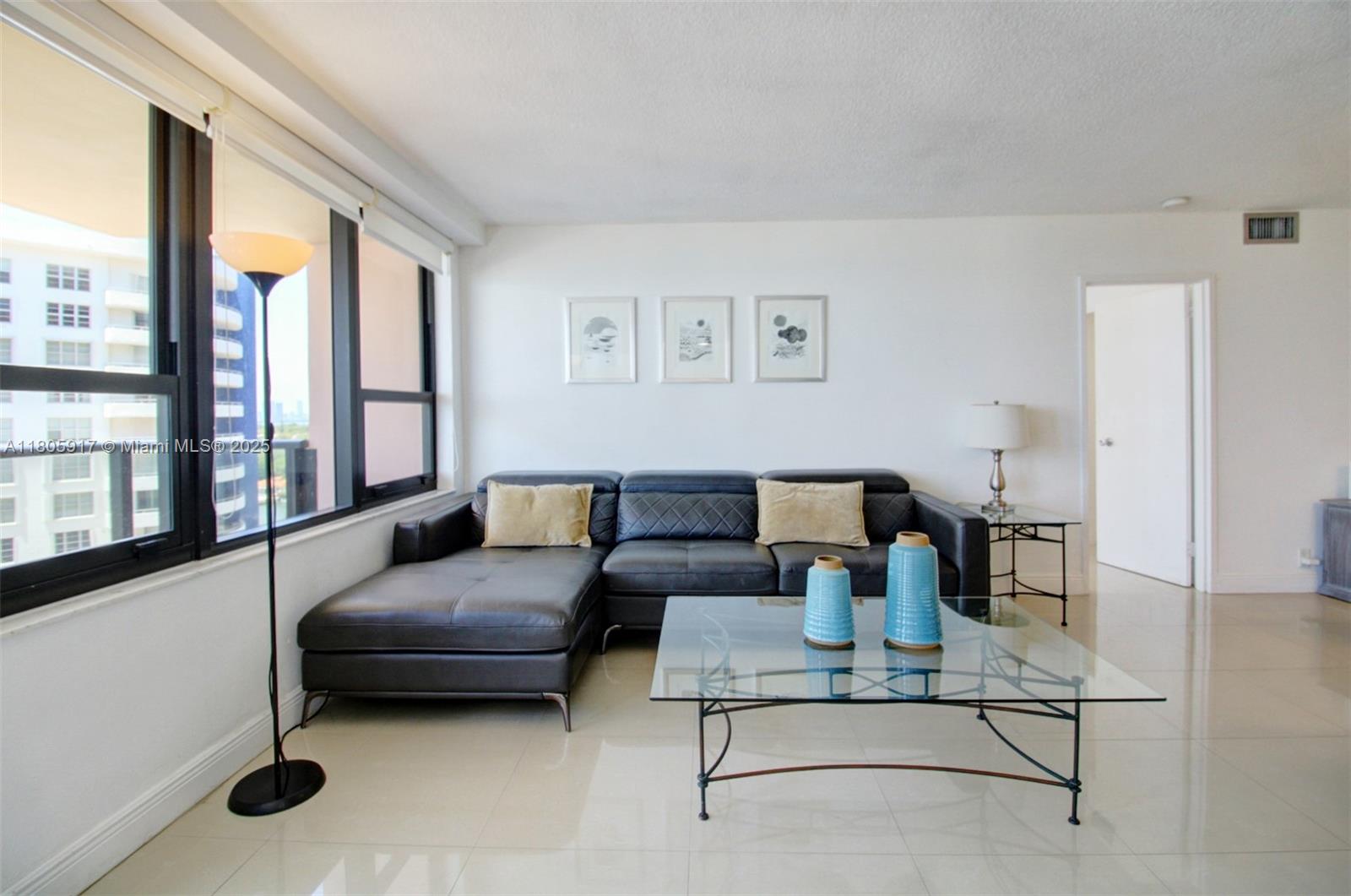 THE ALEXANDER CONDO - Residential