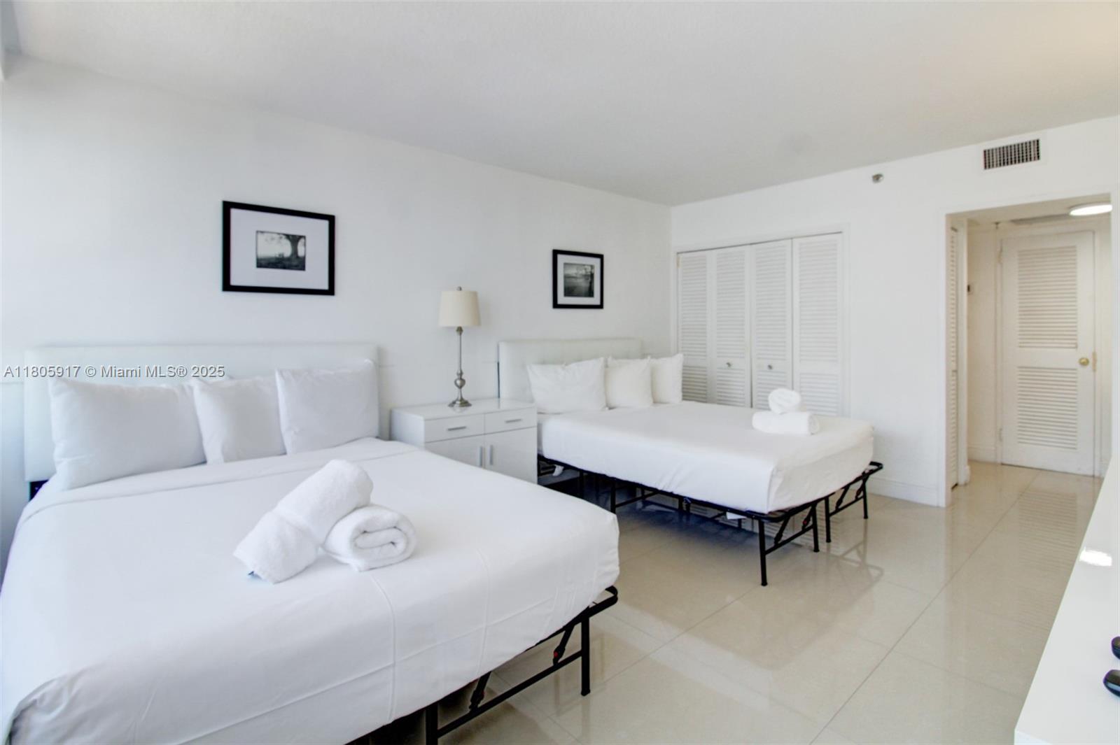 THE ALEXANDER CONDO - Residential