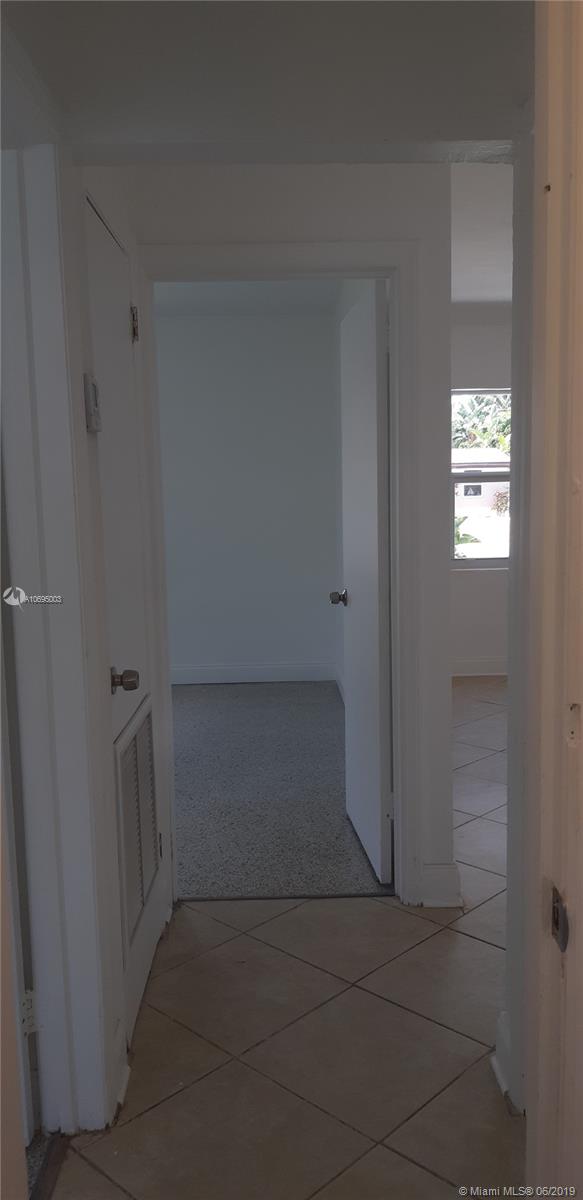 SUN RAY HOMES GREYNOLDS P - Residential Lease