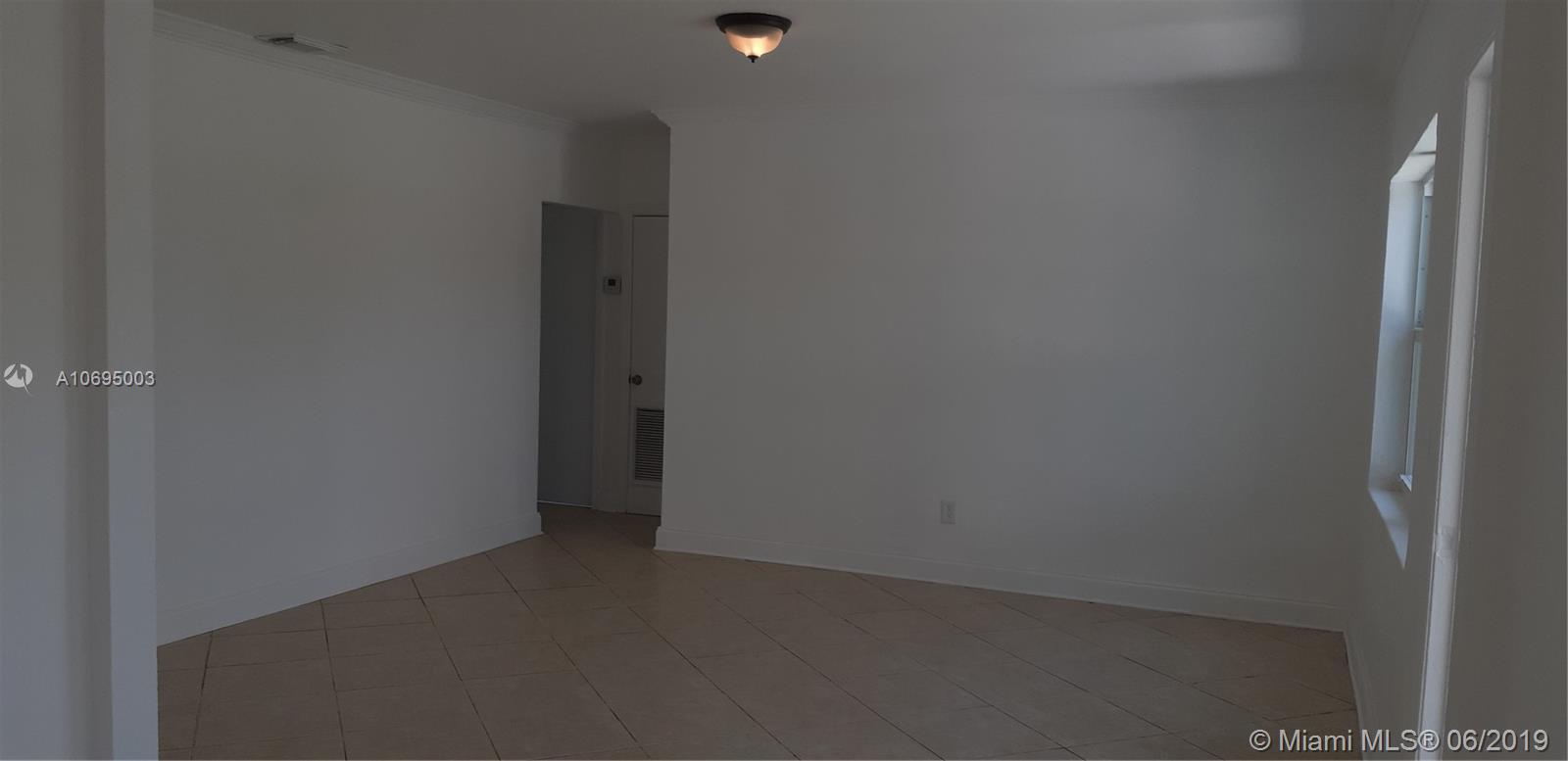 SUN RAY HOMES GREYNOLDS P - Residential Lease