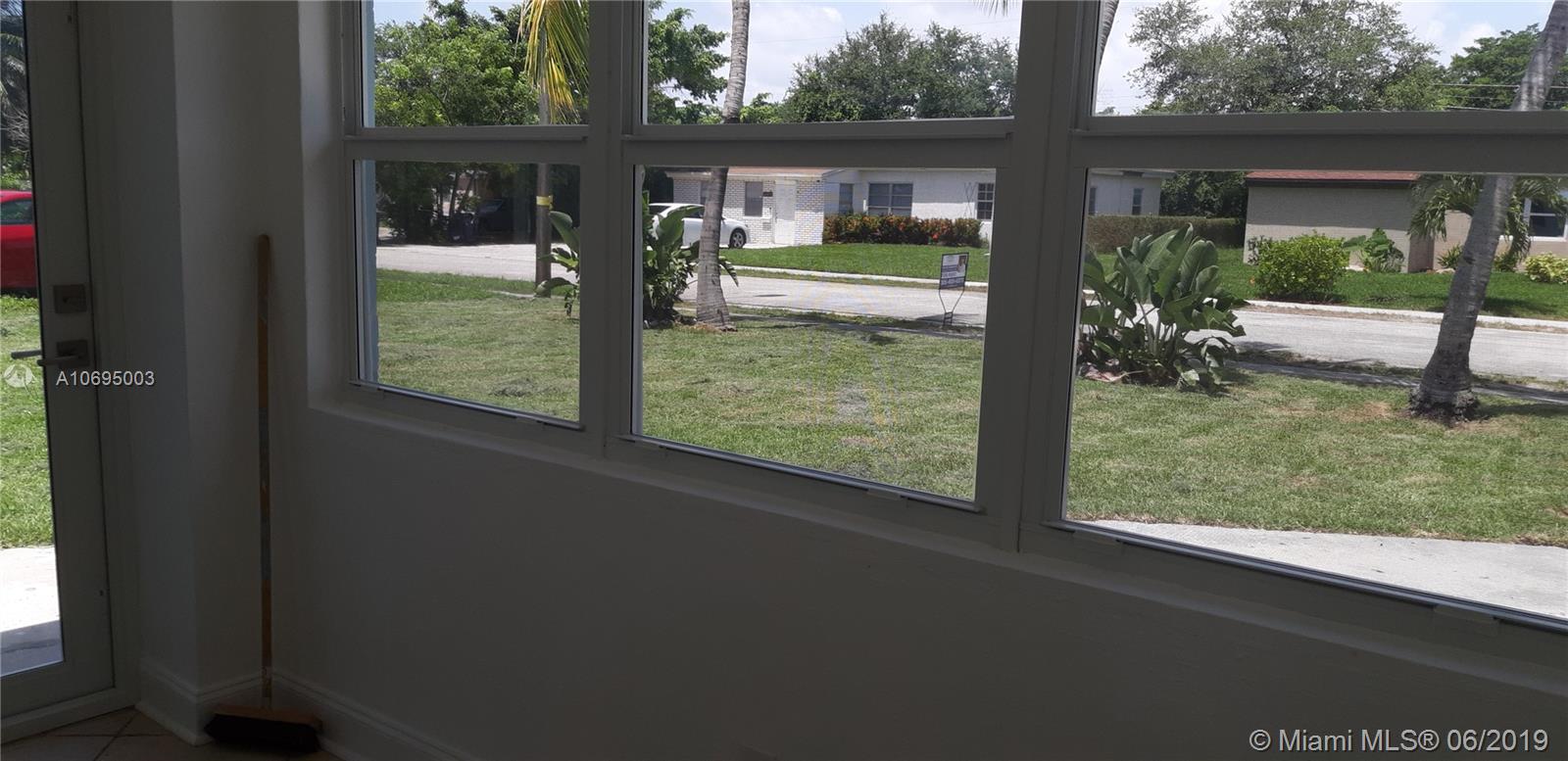 SUN RAY HOMES GREYNOLDS P - Residential Lease