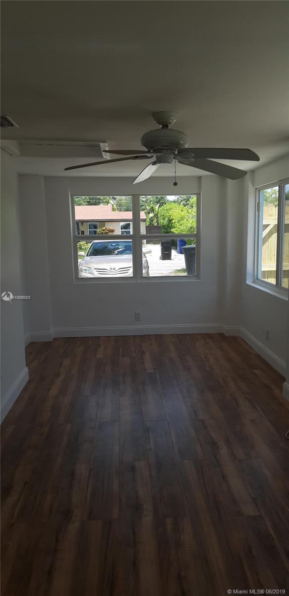 SUN RAY HOMES GREYNOLDS P - Residential Lease