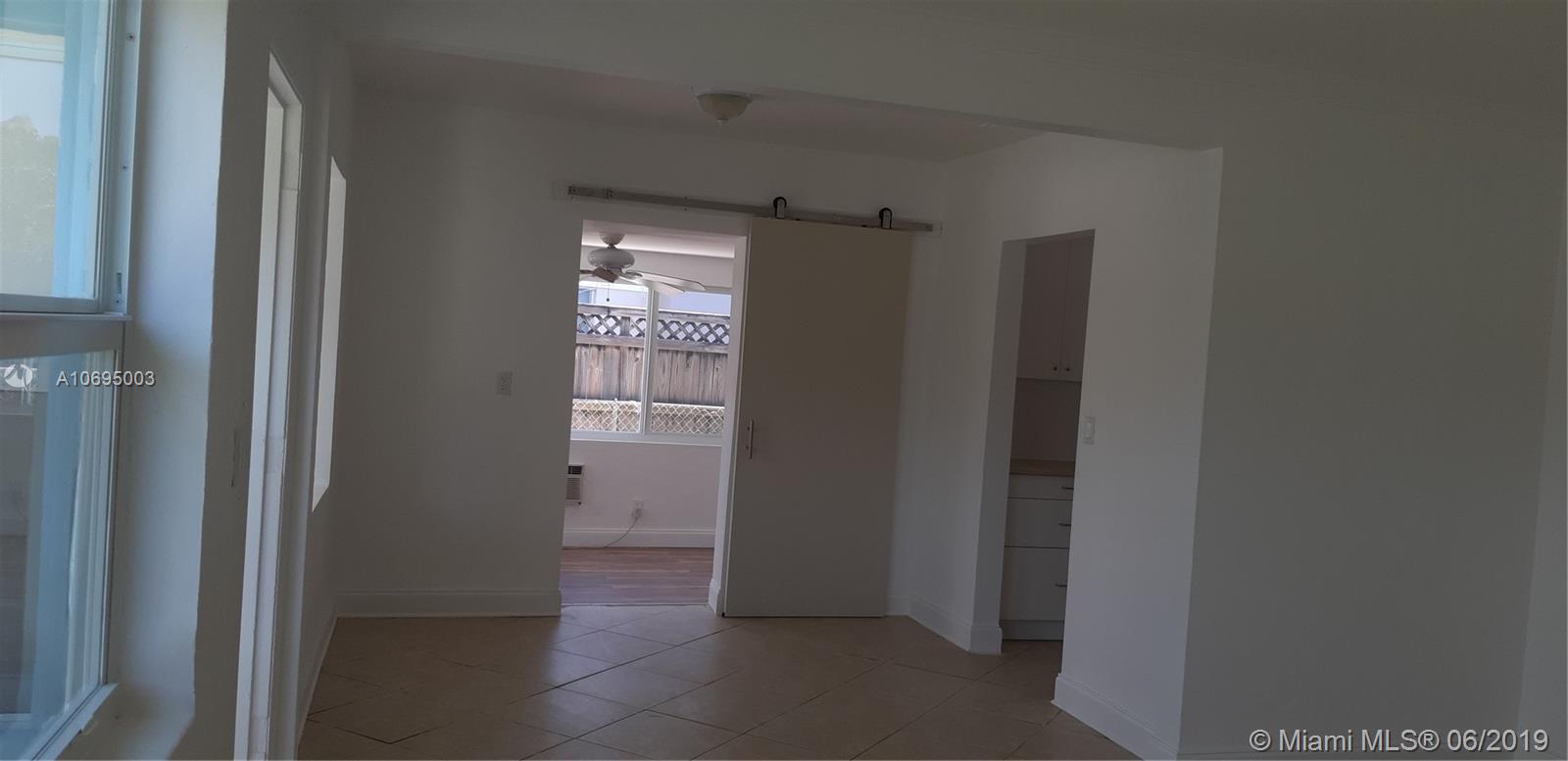 SUN RAY HOMES GREYNOLDS P - Residential Lease