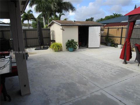 Tiny photo for 22100 SW 122nd Ct, Miami, FL 33170 (MLS # A12004914)