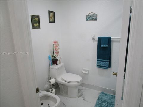 Tiny photo for 22100 SW 122nd Ct, Miami, FL 33170 (MLS # A12004914)