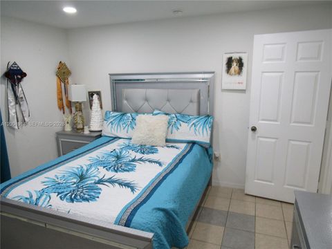 Tiny photo for 22100 SW 122nd Ct, Miami, FL 33170 (MLS # A12004914)