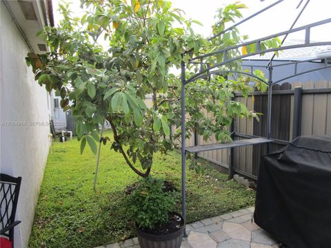 Tiny photo for 22100 SW 122nd Ct, Miami, FL 33170 (MLS # A12004914)