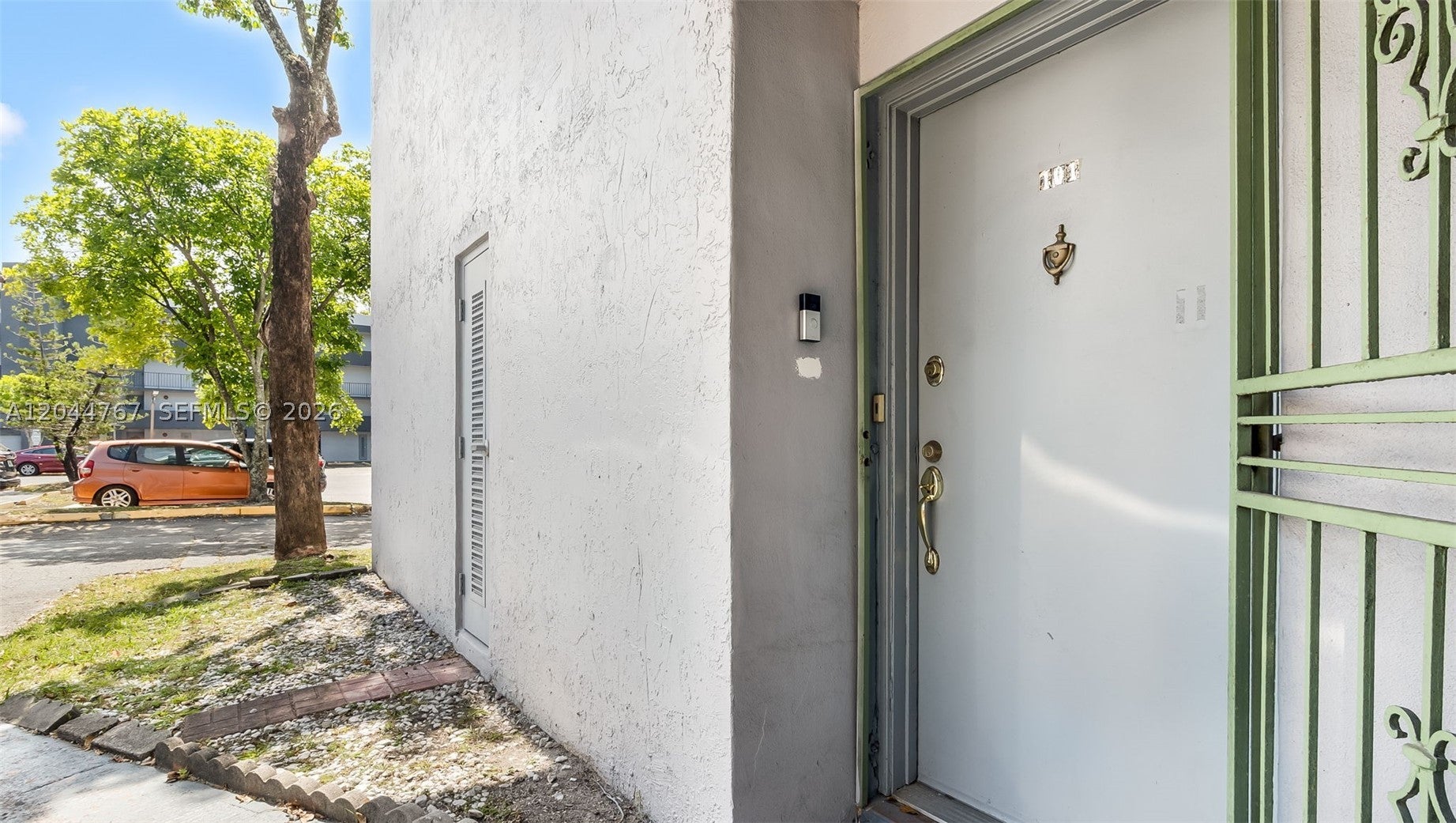 110 Fontainebleau Blvd