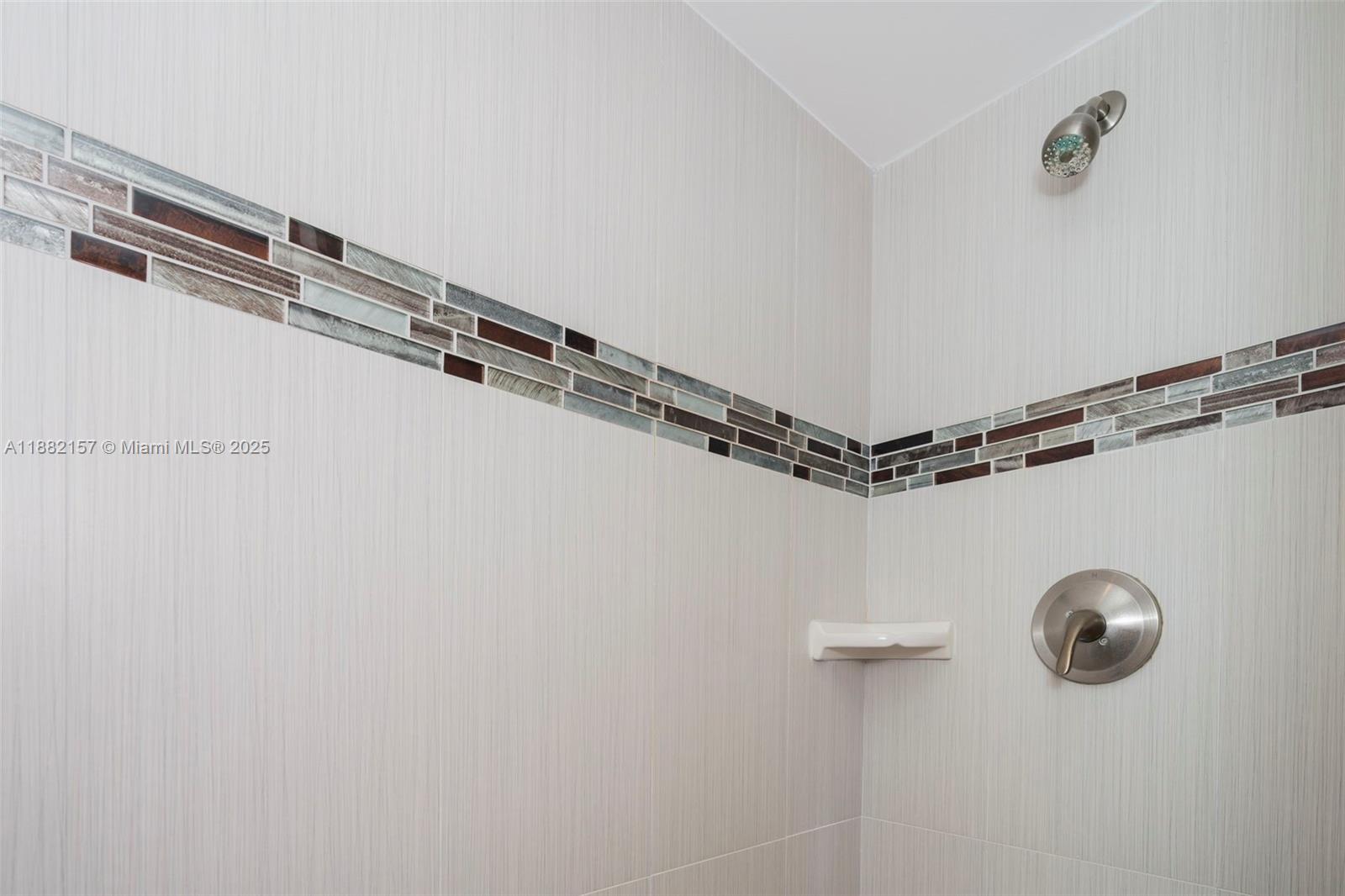 LAKE HARBOUR TOWERS CONDO - Residential