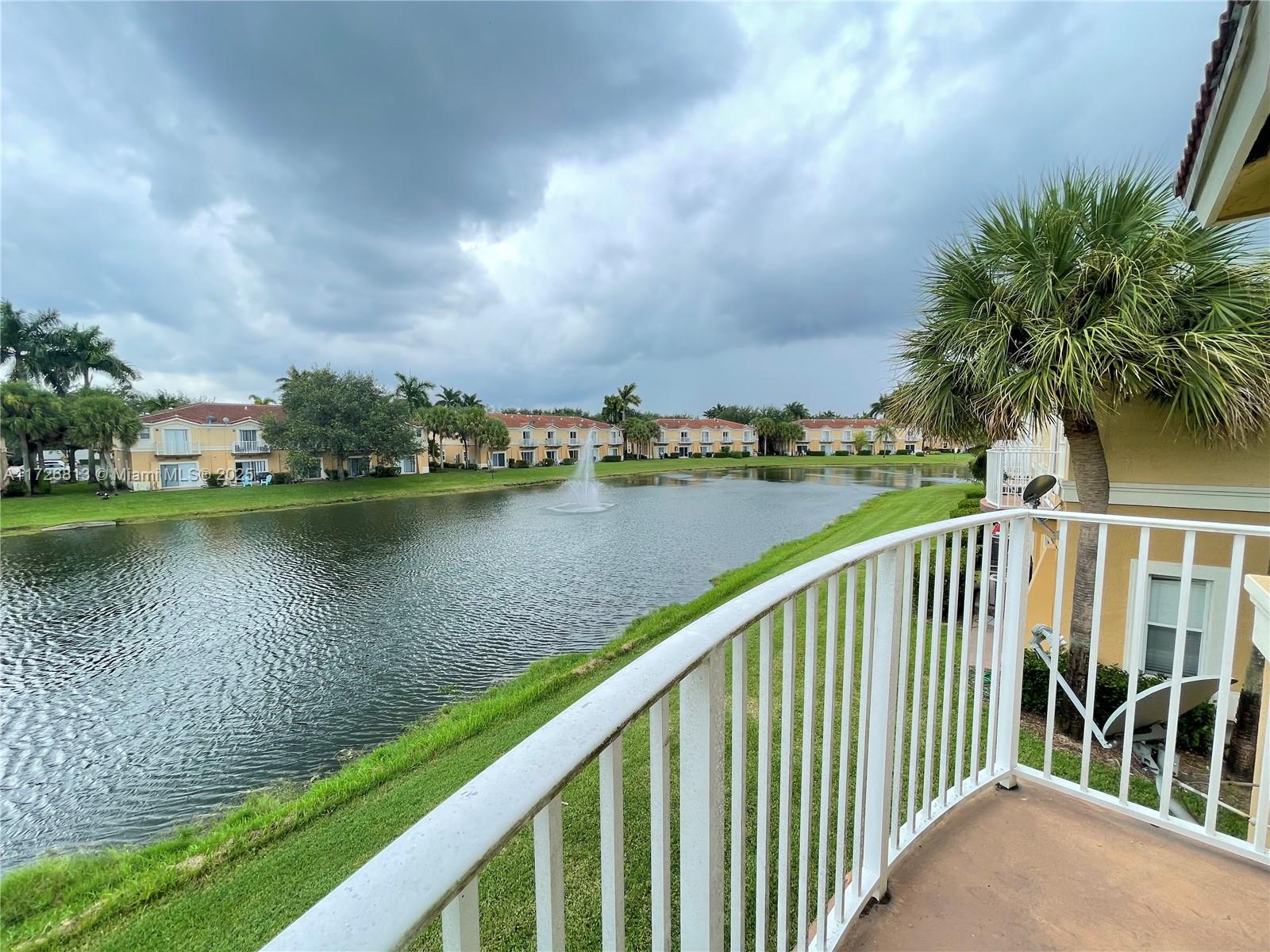 Beautiful Lake Townhome available 3 bedrooms and 3.5 baths! Corner unit with lots of light, in a great community, enjoy pool on the lake, gym and clubhouse area! One assigned parking extra parking as guest parking, gated community, close to major expressways, great school area!