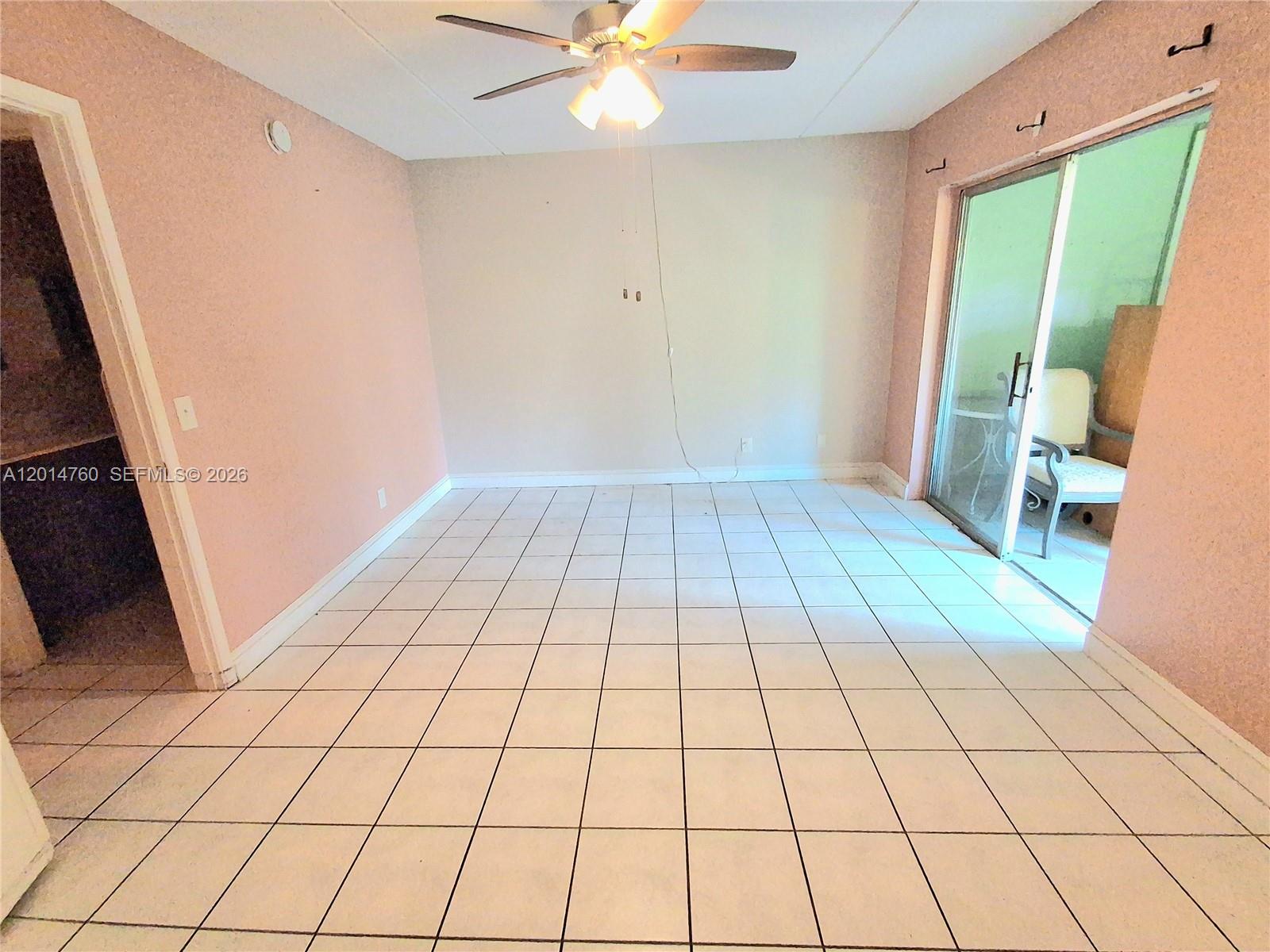 REGAL PALMS VICTORIA COND - Residential