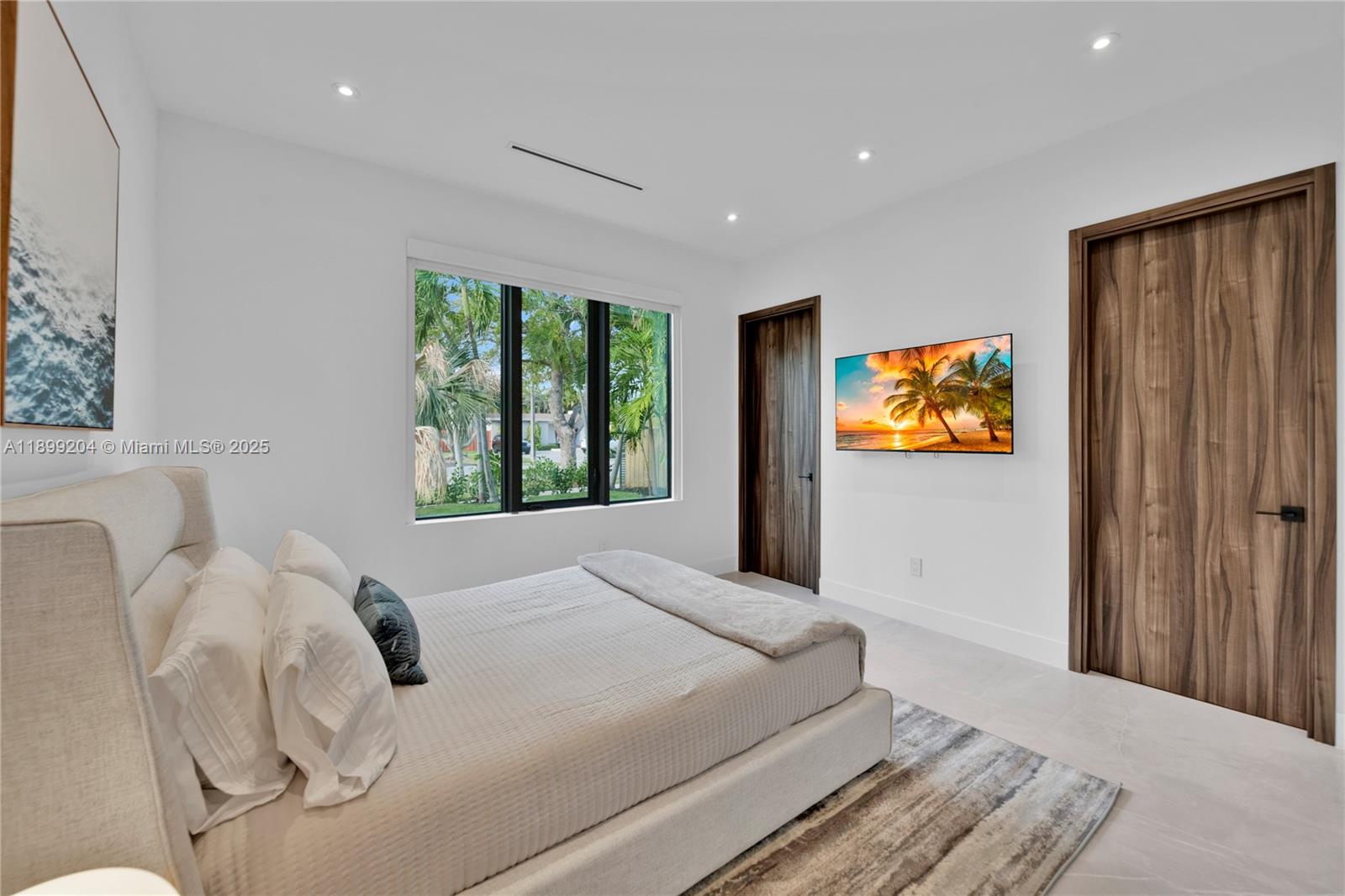 HIGHLAND WOODS SEC 2 - Residential Lease