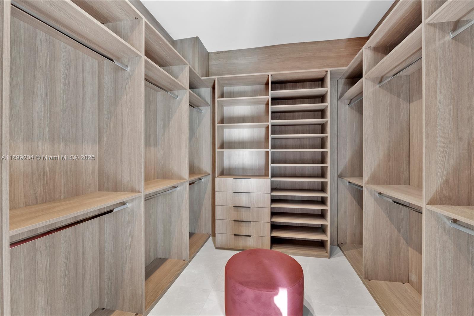 HIGHLAND WOODS SEC 2 - Residential Lease