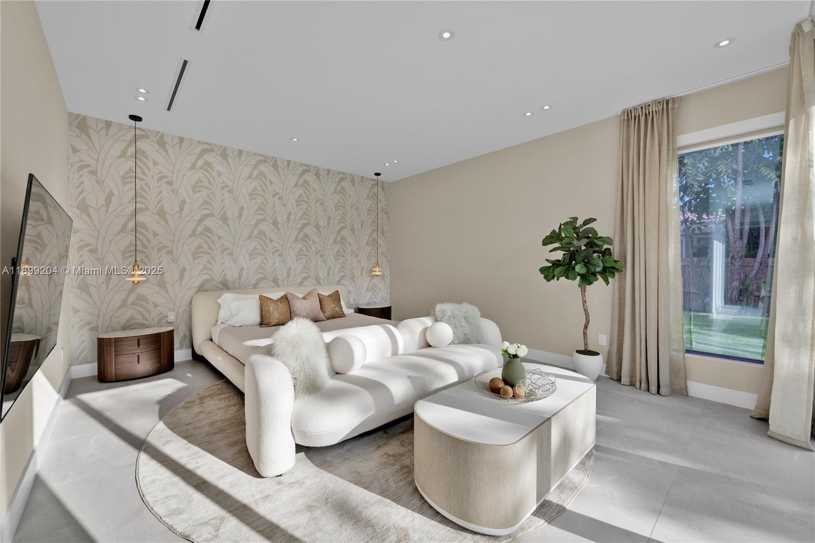 HIGHLAND WOODS SEC 2 - Residential Lease