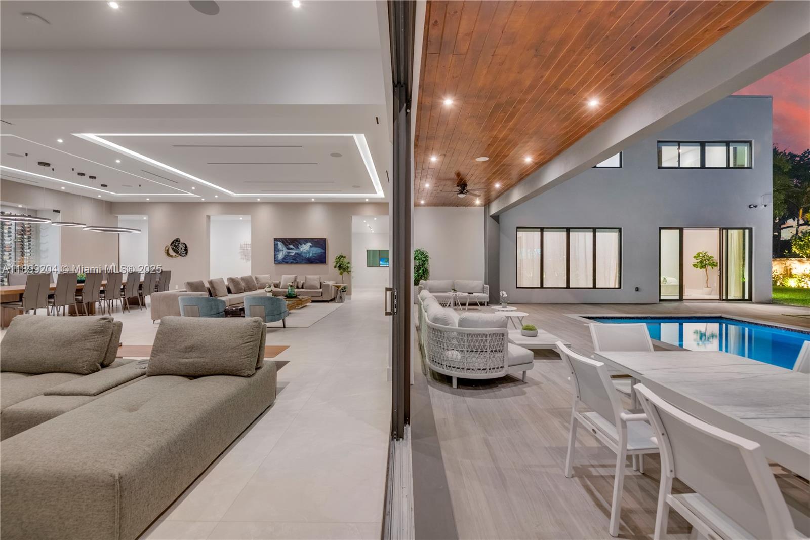 HIGHLAND WOODS SEC 2 - Residential Lease