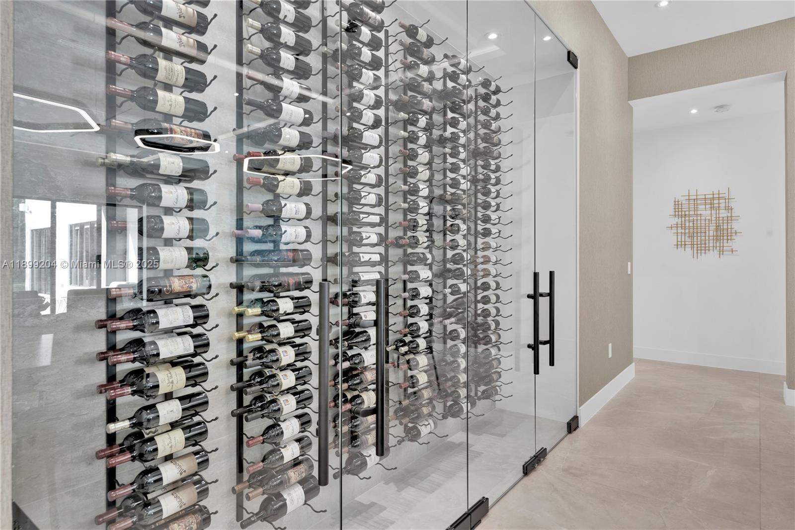 HIGHLAND WOODS SEC 2 - Residential Lease