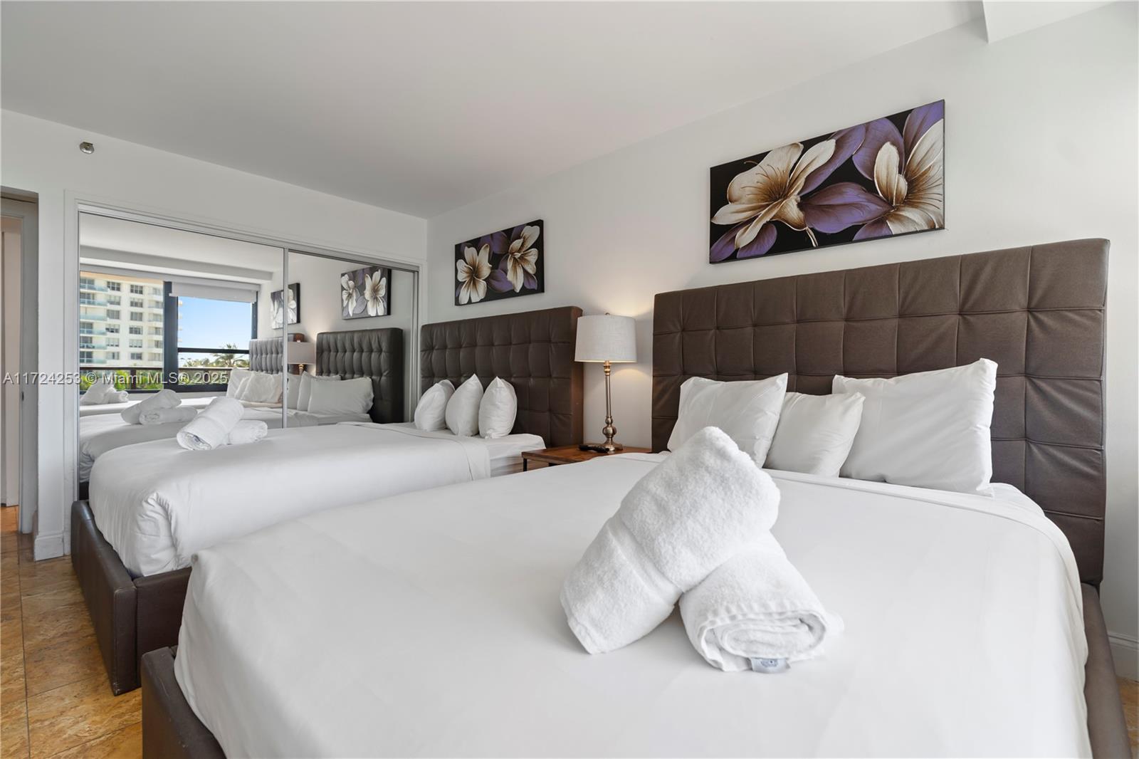 THE ALEXANDER CONDO - Residential