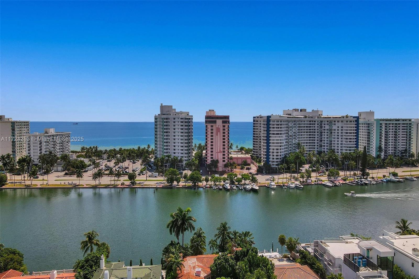 THE ALEXANDER CONDO - Residential