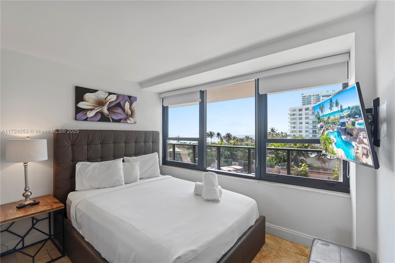 THE ALEXANDER CONDO - Residential