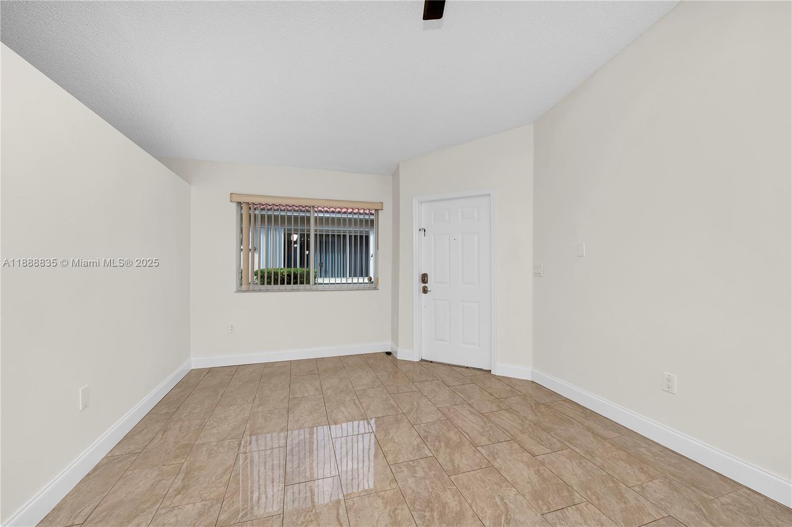 BONAVENTURE 82-43B TR 10A - Residential Lease