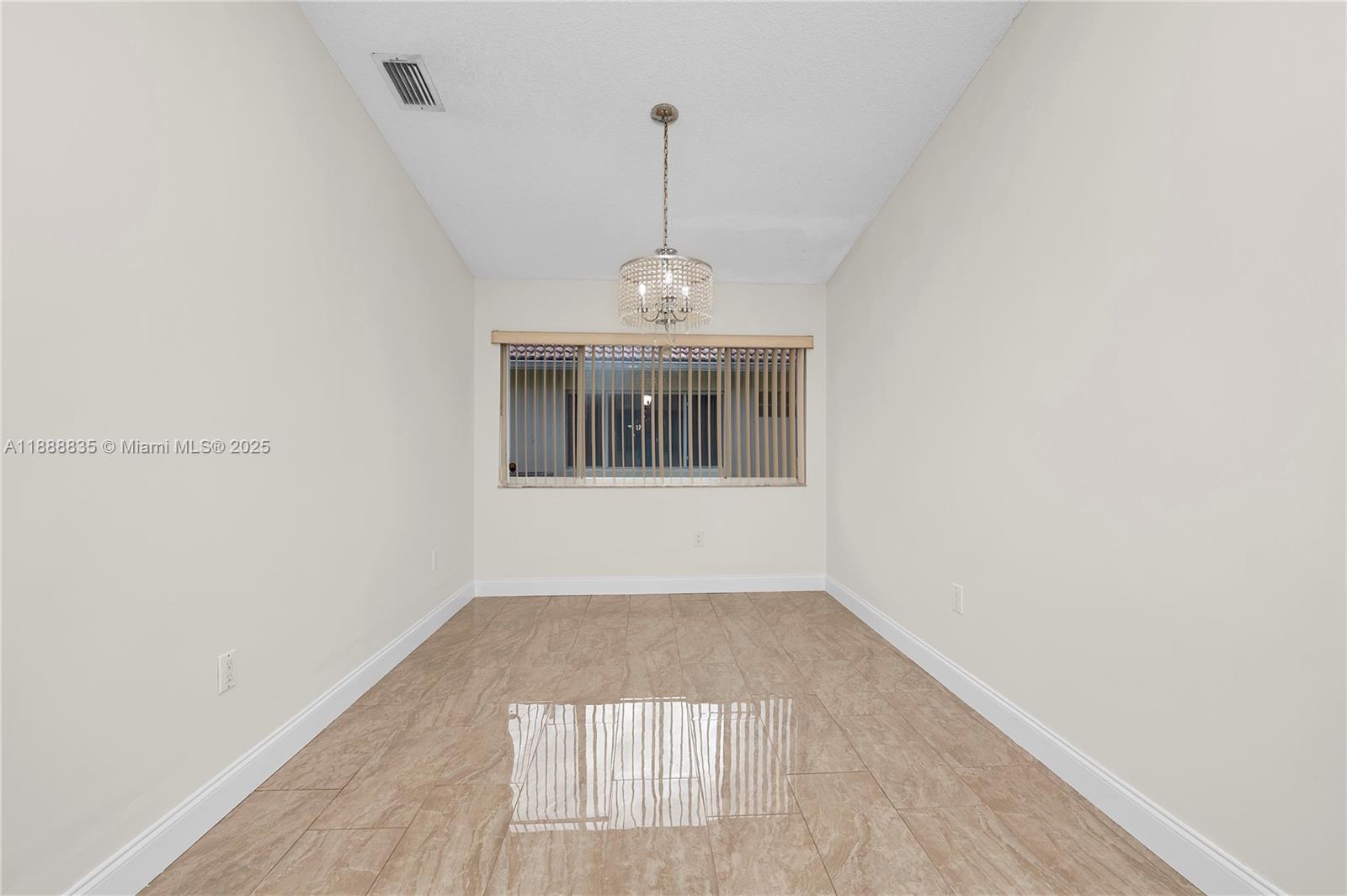 BONAVENTURE 82-43B TR 10A - Residential Lease
