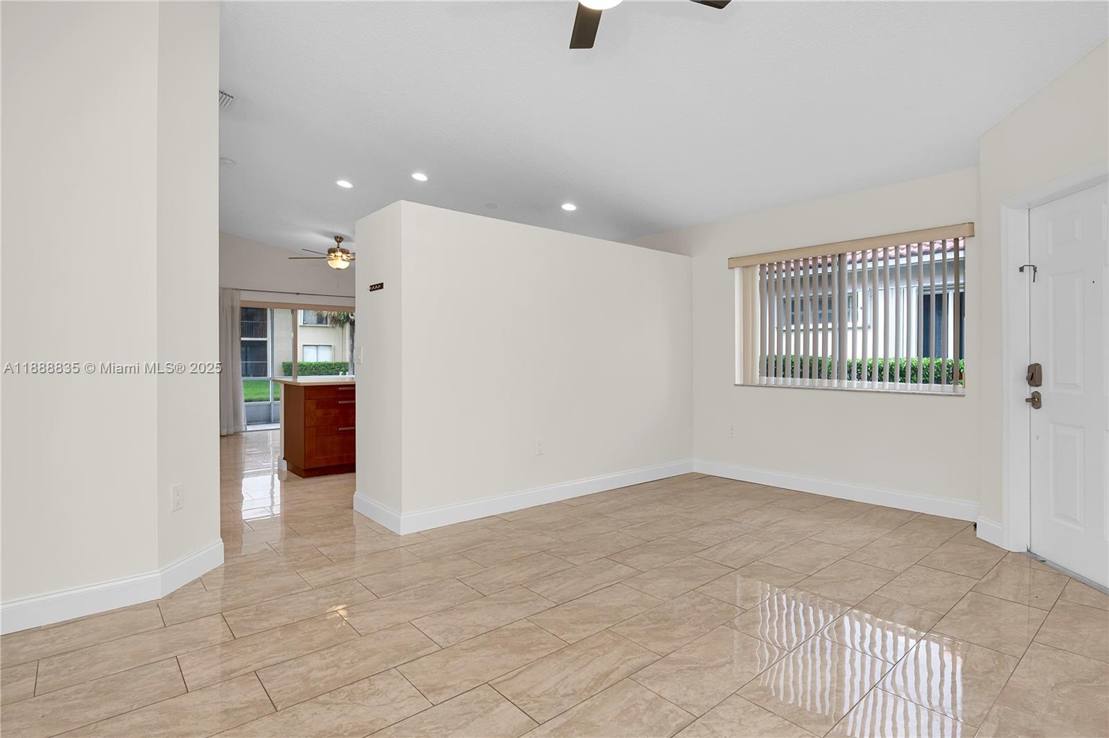BONAVENTURE 82-43B TR 10A - Residential Lease