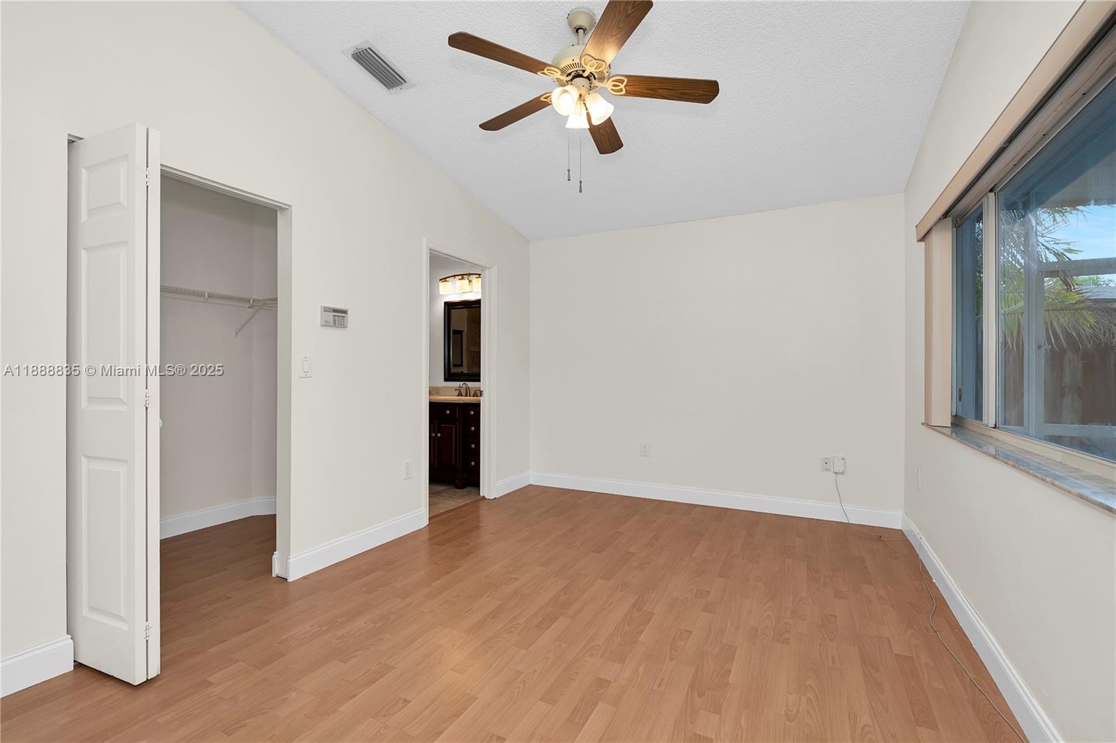 BONAVENTURE 82-43B TR 10A - Residential Lease